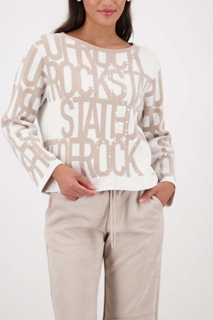 Pullover mit Buchstaben