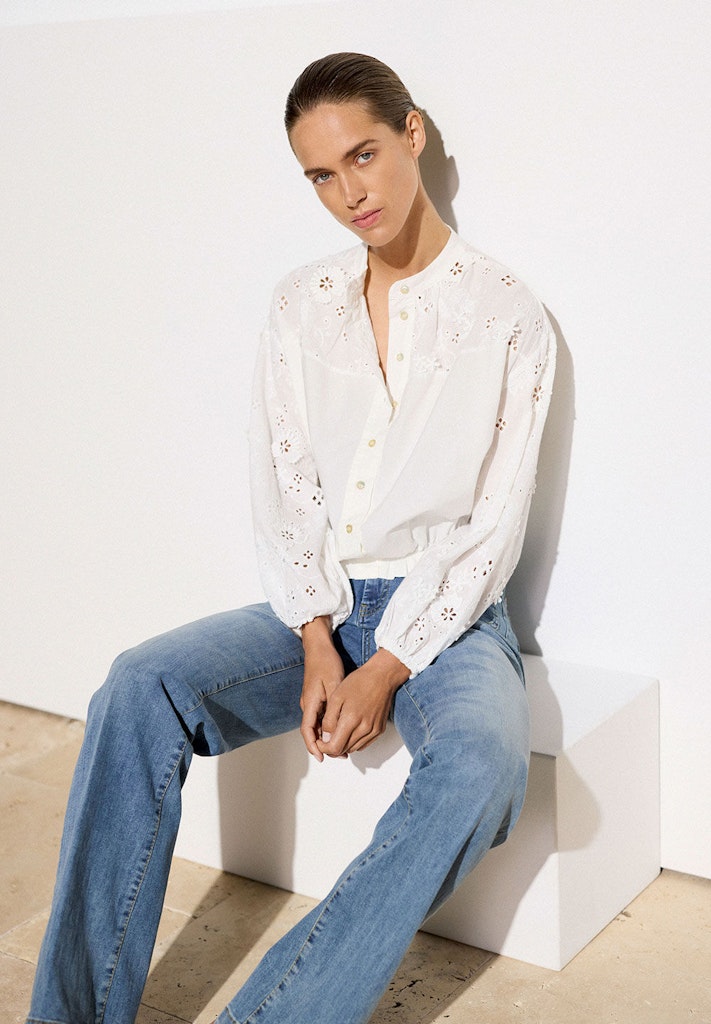 Spitzenbluse